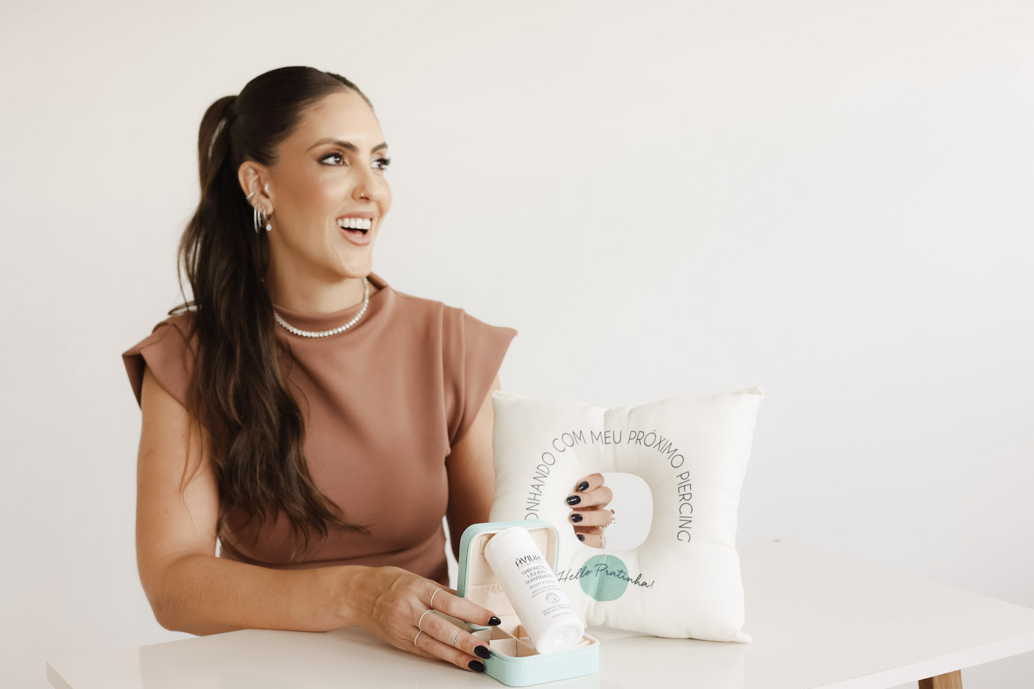 Produtos e acessórios Hello Pratinhas